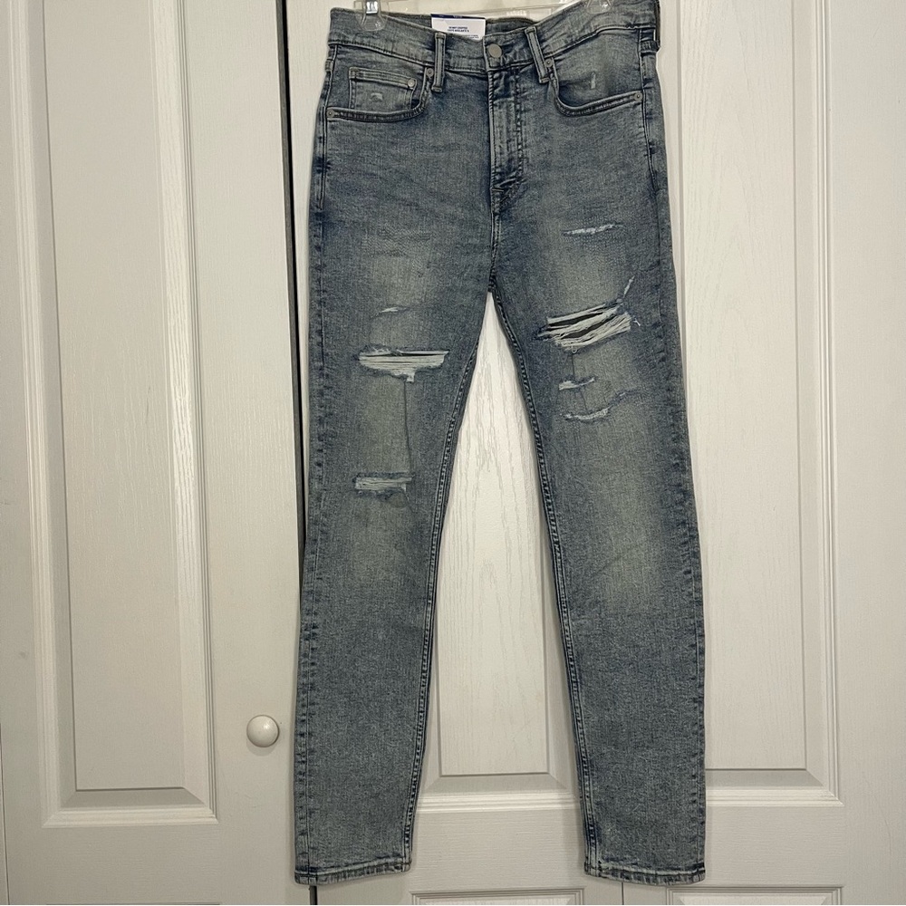 NWT Men's Distressed Grey Skinny Jeans